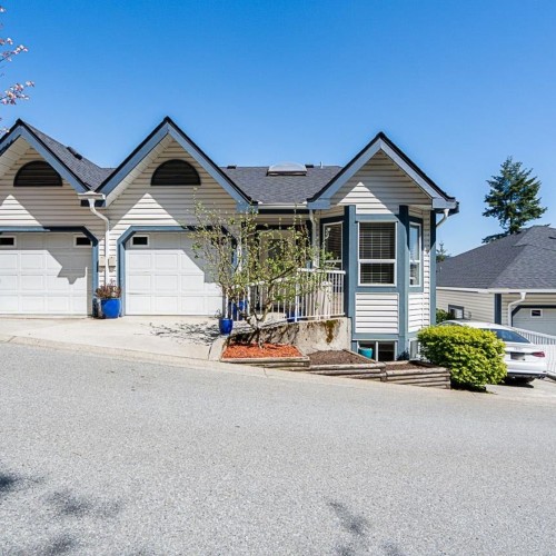 Photo 1 at 27 - 1560 Prince Street, College Park PM, Port Moody