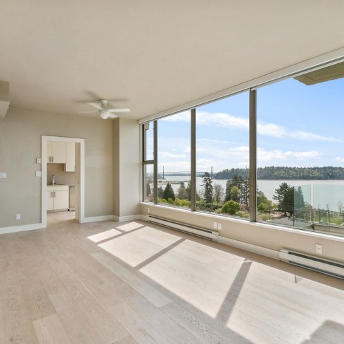 Photo 5 at 901 - 570 18th Street, Ambleside, West Vancouver