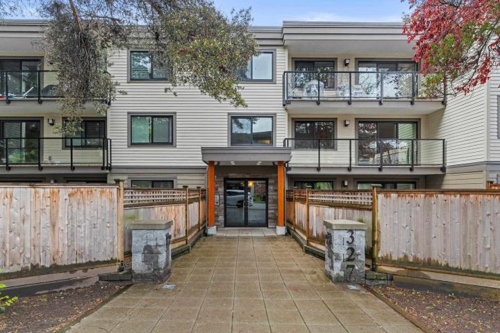 107 - 327 W 2nd Street, Lower Lonsdale, North Vancouver 2