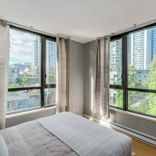 b5a3d208095101f18bd5f37f1606a44fef1c6dda at 704 - 928 Homer Street, Yaletown, Vancouver West